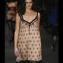 Trelise Cooper lingerie outono inverno 2007 - 15232